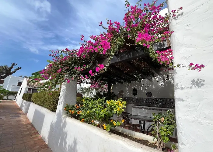 Apartment Picasso,18 *